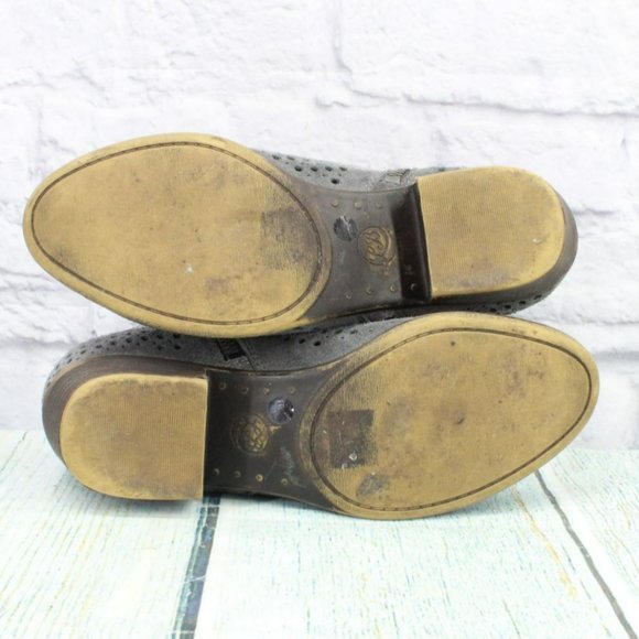 Lucky Brand Gray Suede Side  Zipper  Perforated Ankle Booties Size 6.5 M - Picture 9 of 9